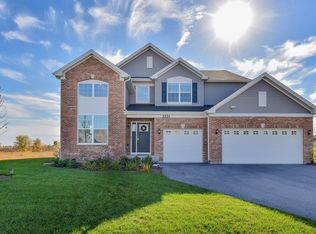 2221 Country Hills Dr, Yorkville, IL