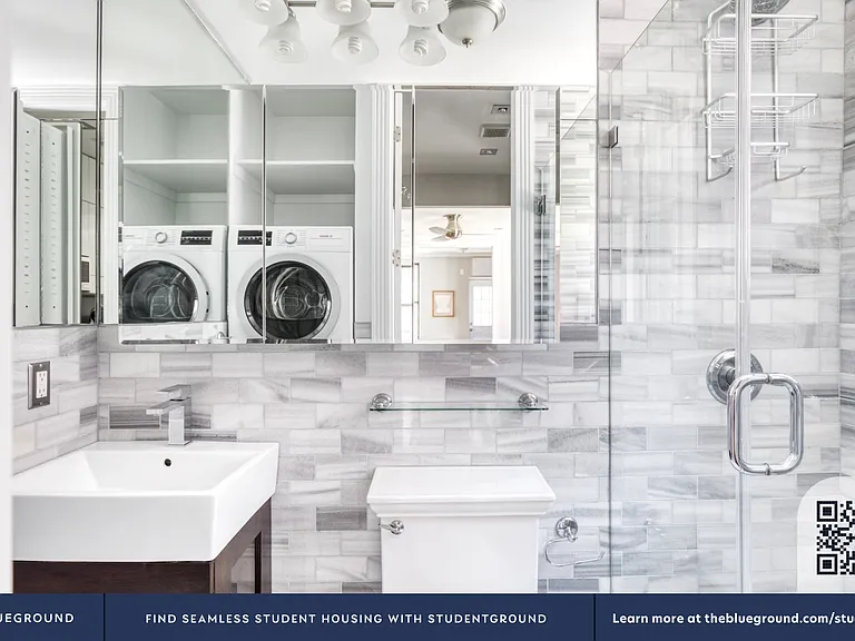 214 E 25th St #3RE — Photo 11