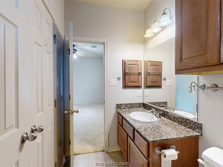 332 Forest Dr — Photo 25