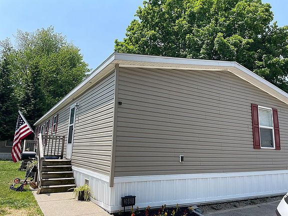 2nd image of 2660 Sudbury St SW