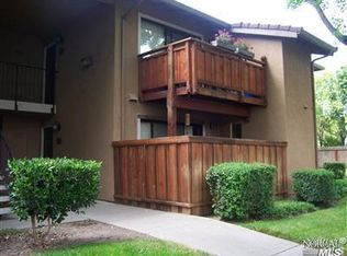552 Arcadia Dr, Vacaville, CA
