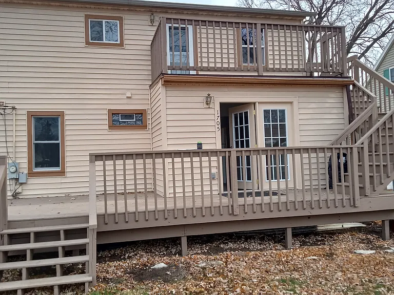 1705 Bainbridge St — Photo 2