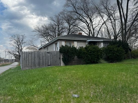 309 Matthews St, Gary, IN 46406