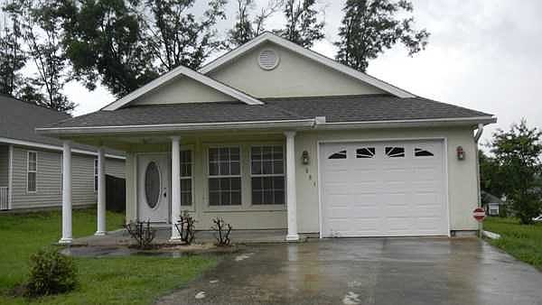 1st image of 961 Willow Creek Ln