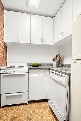 Rented by Compass | media 3