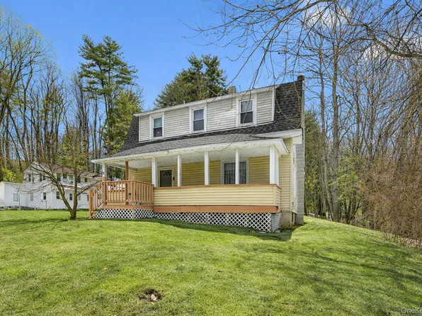 21 Nevins Street, Ellenville, NY 12428