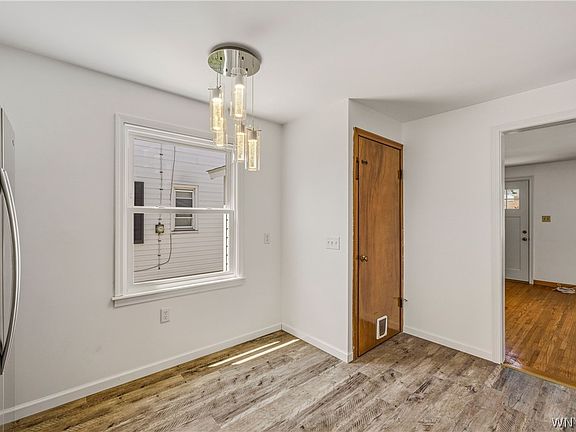 5th image of 227 Seton Rd