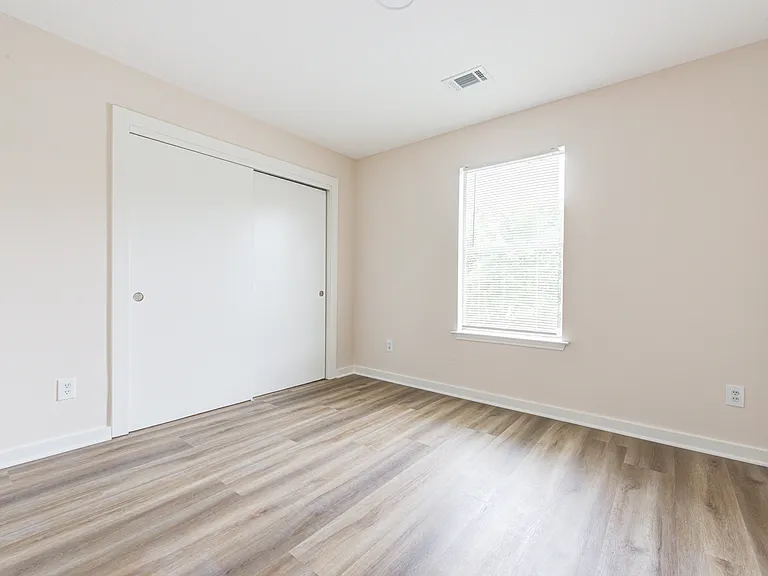 7322 Parkland Manor Dr — Photo 20