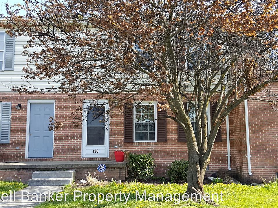1st image of 136 Nottoway Dr