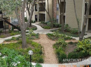 29 Ashford Point Dr #2321, Houston, TX 77082