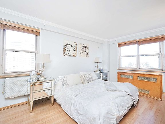 4th image of 458 Neptune Ave APT 15D