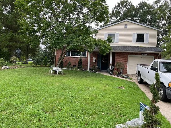 3701 Edinburgh Dr, Virginia Beach, VA 23452