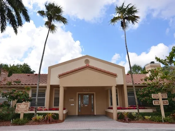 WATERFORD LANDING APARTMENTS