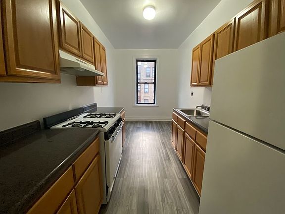 5th image of 45-32 44th St #5O