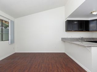 318 E Washington Ave #1, Escondido, CA 92025