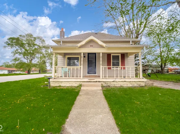 201 Water St, Dunreith, IN 47337