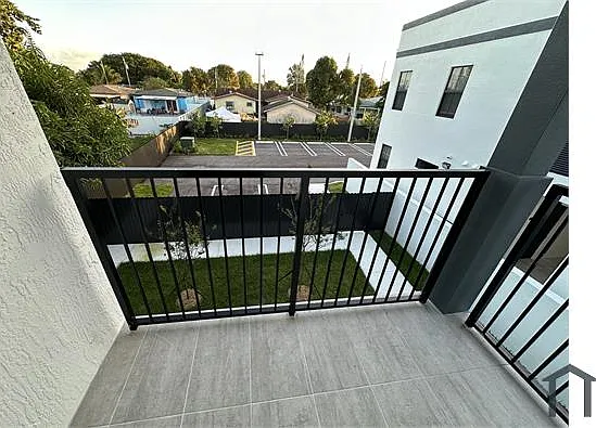 10570 SW 177th St — Photo 27