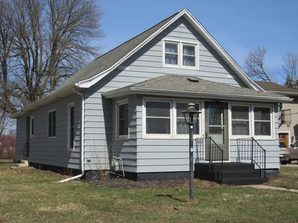 302 W 5th Ave, Lakefield, MN 56150