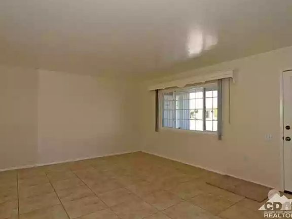 5th image of 77375 California Dr