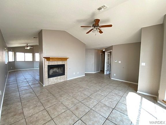 3rd image of 2007 E Joy Ln
