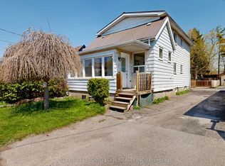 751 Gifford St, Oshawa, ON L1H 4W1