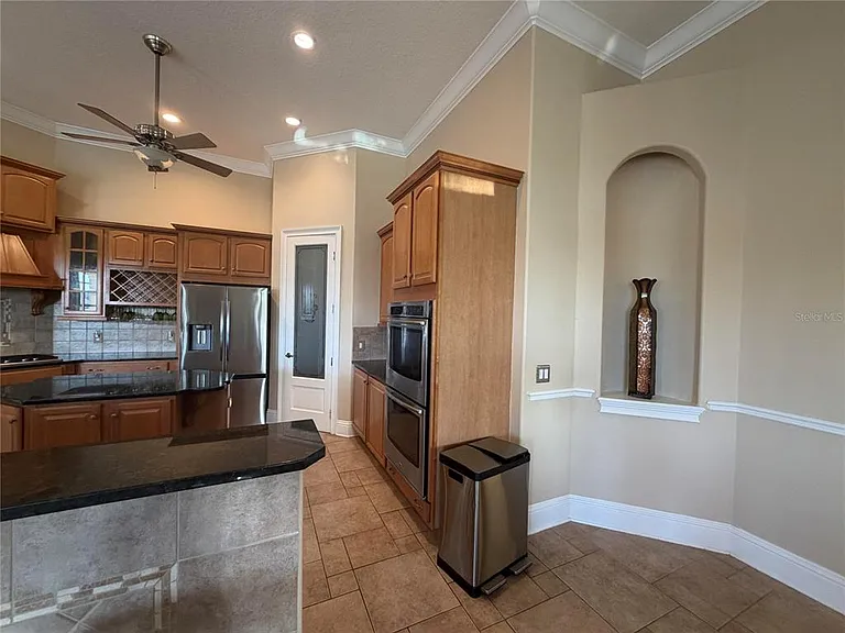 2120 Bunker View Ct — Photo 12