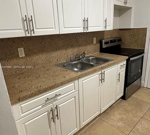 4th image of 4982 NW 16th Ave