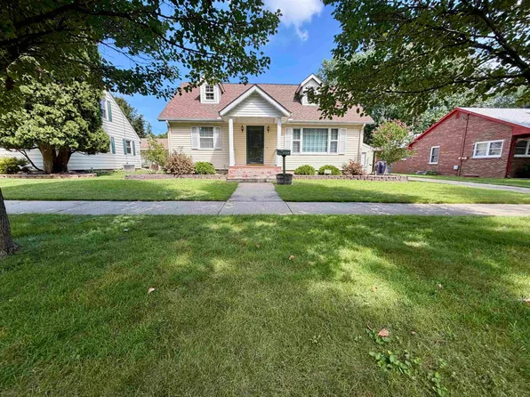 1720 Myra Ave, Janesville, WI 53548