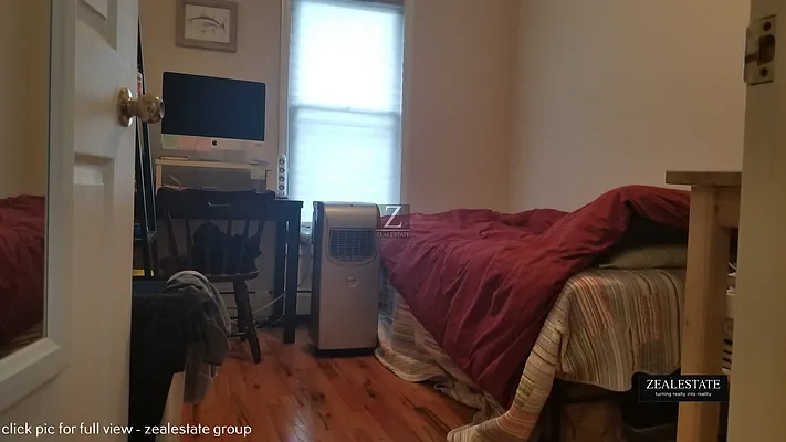 Rented by ZealEstate Group Inc | media 33