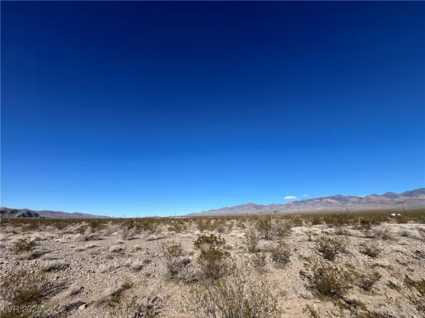 420 Oeste St, Pahrump, NV 89060