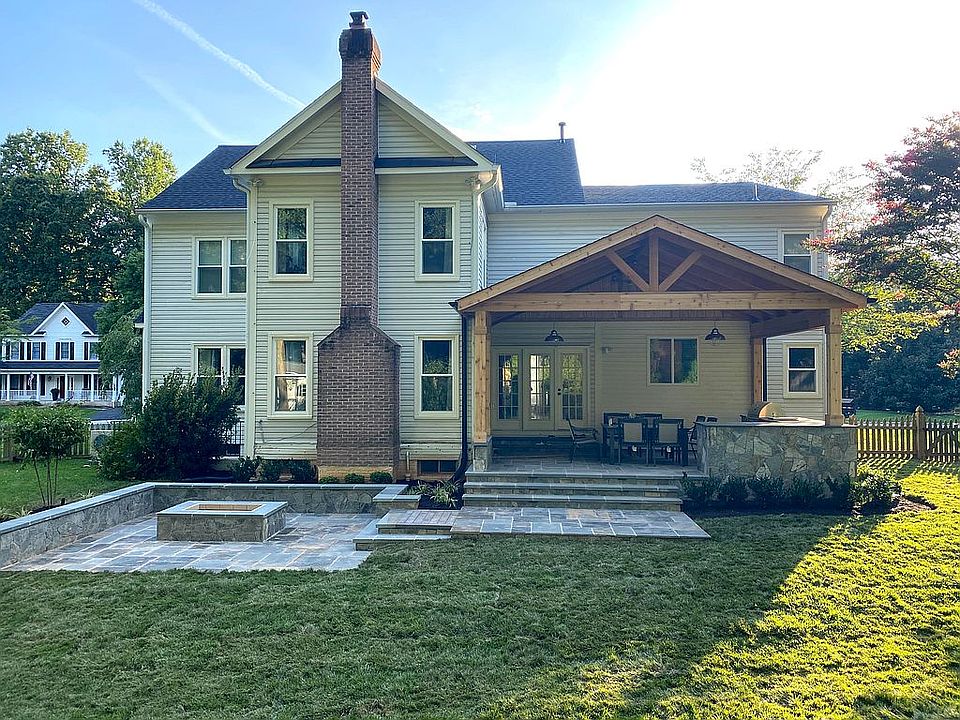 2nd image of 6203 Cardinal Brook Ct