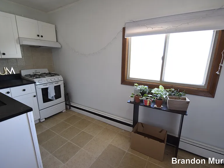 241 Highland Ave #3 — Photo 5