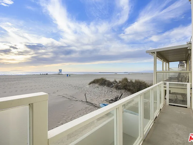 1005 Ocean Dr — Photo 46