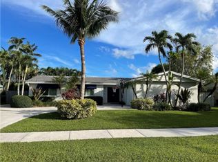 10540 SW 96th St, Miami, FL 33176