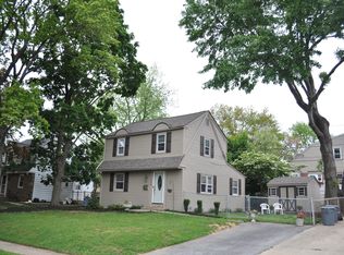 748 Westwood Ln, Aldan, PA 19018