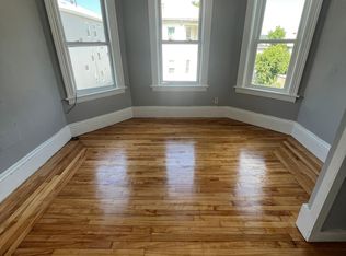 10 Mott St #2, Worcester, MA 01604