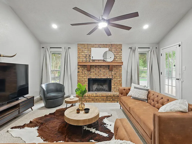 5830 Jester Dr — Photo 8