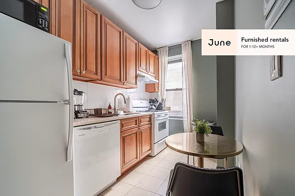 Rented by June | media 38