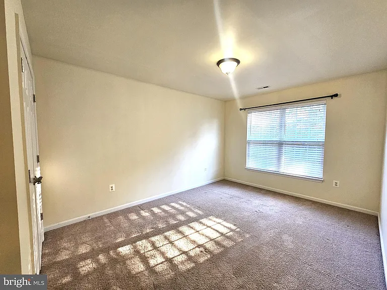 6125 Hot Spring Ln — Photo 16