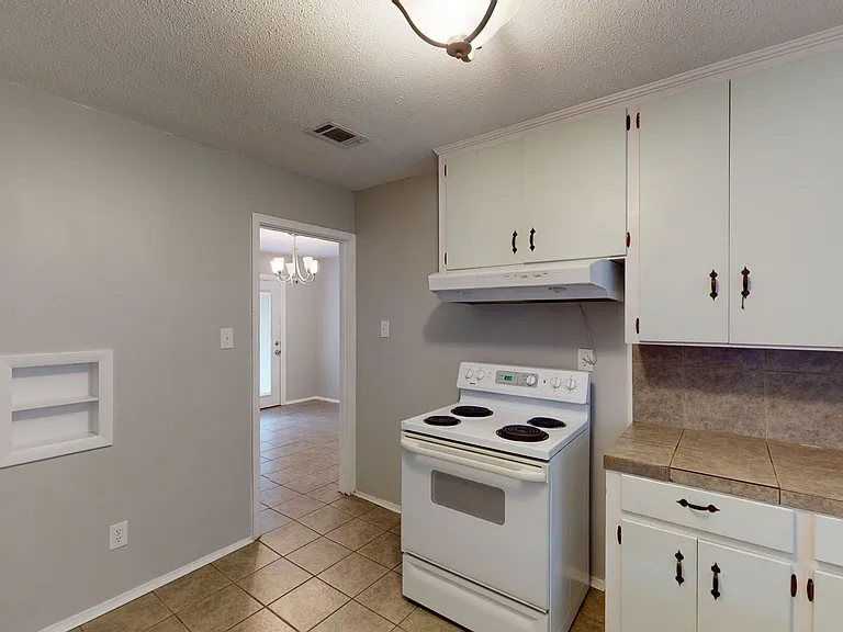 109 Sara Ln — Photo 10