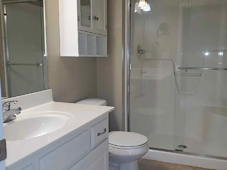 1501 Stoneybrooke Dr — Photo 14