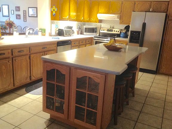 Kitchen open to living & den