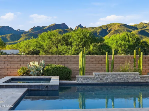 9915 E Goldsmith Pl, Tucson, AZ 85749
