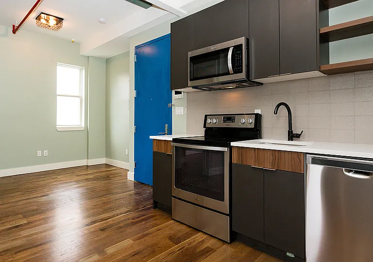 238 Pulaski St #6B — Photo 12