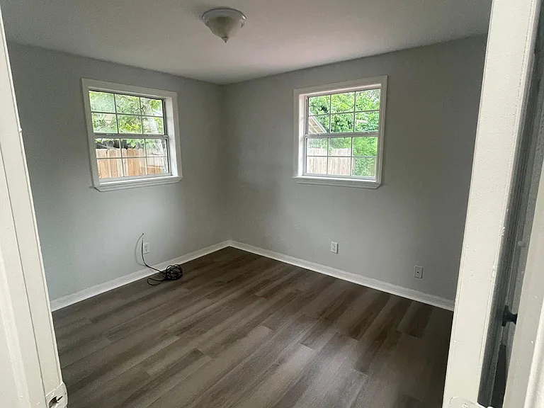 6022 W Clifton St — Photo 10