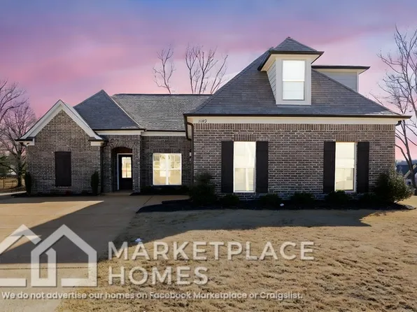 1802 Millers Cv, Nesbit, MS 38651