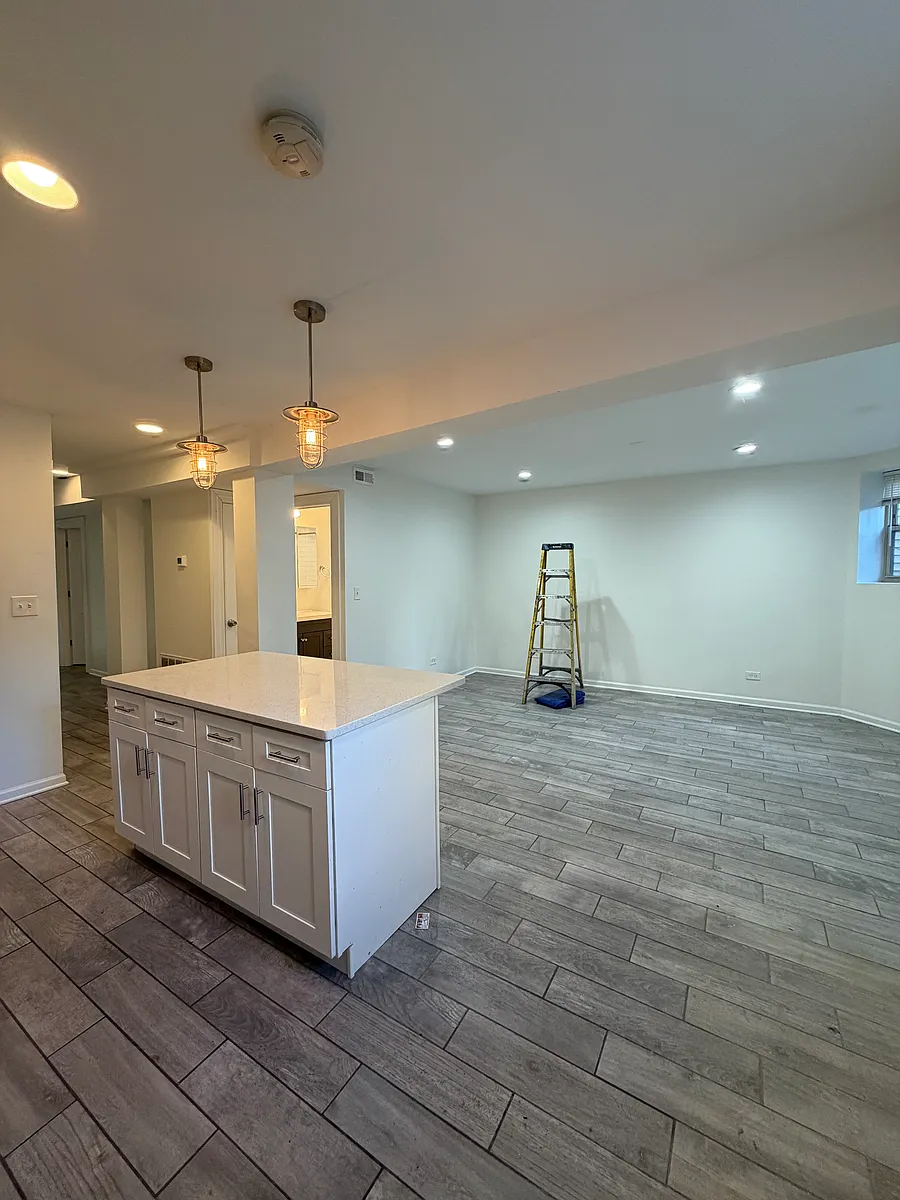Building Photo - 1406 W Olive Ave #G