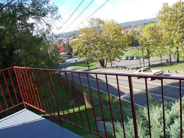 108 Kensington Ave S #4, Kent, WA 98030