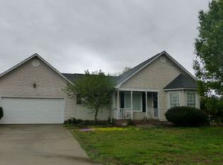 613 Oak Valley Dr, Simpsonville, SC 29681