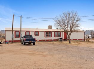 16 Dairy Rd, Los Lunas, NM 87031